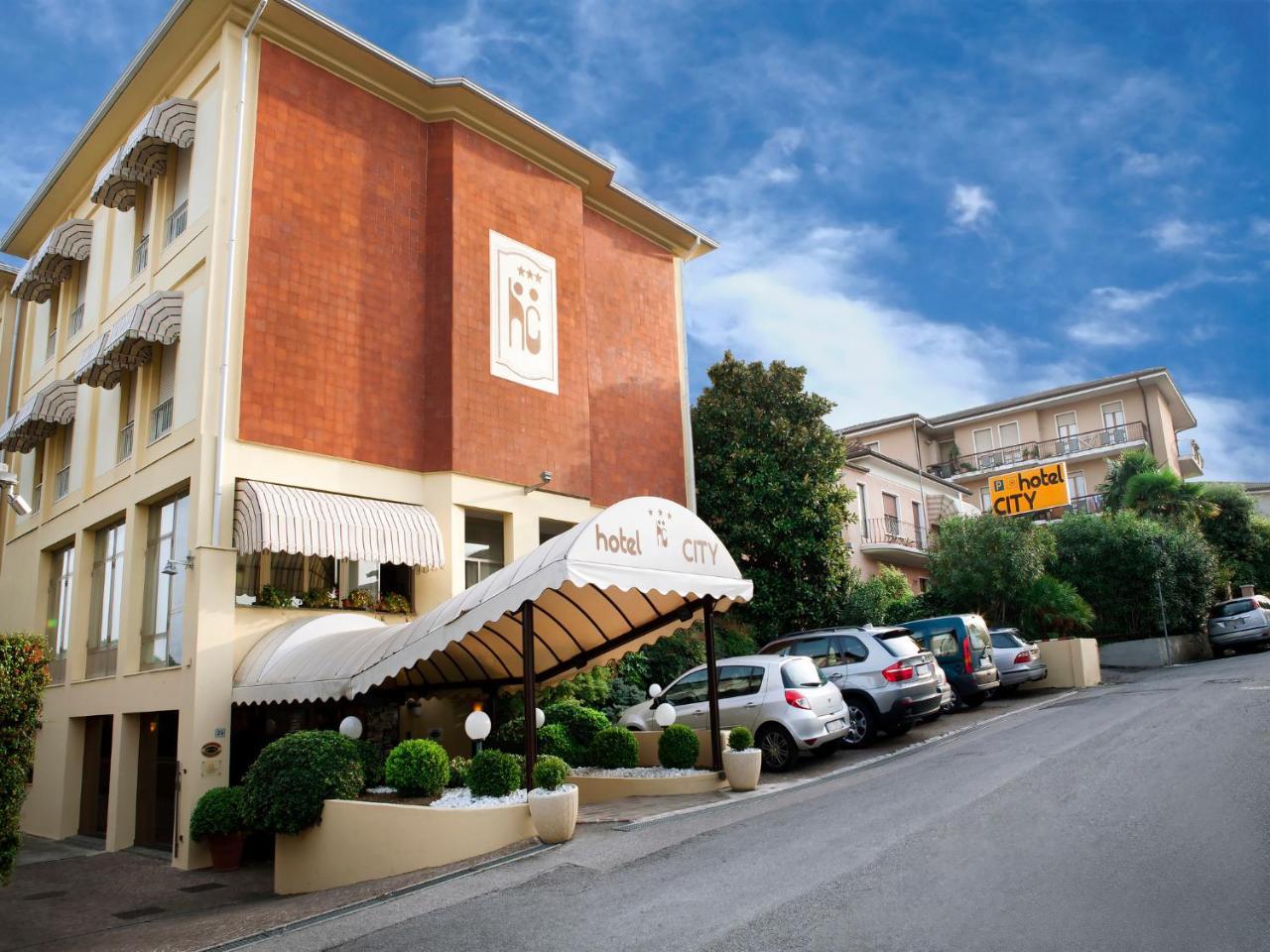Hotel City Desenzano del Garda Exterior foto